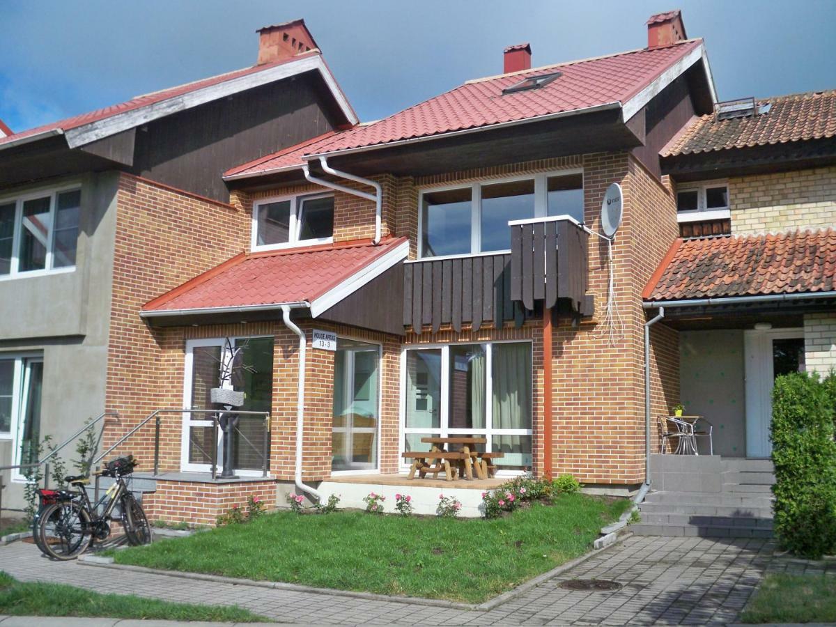 Hotel Haus Artas Nida Zewnętrze zdjęcie